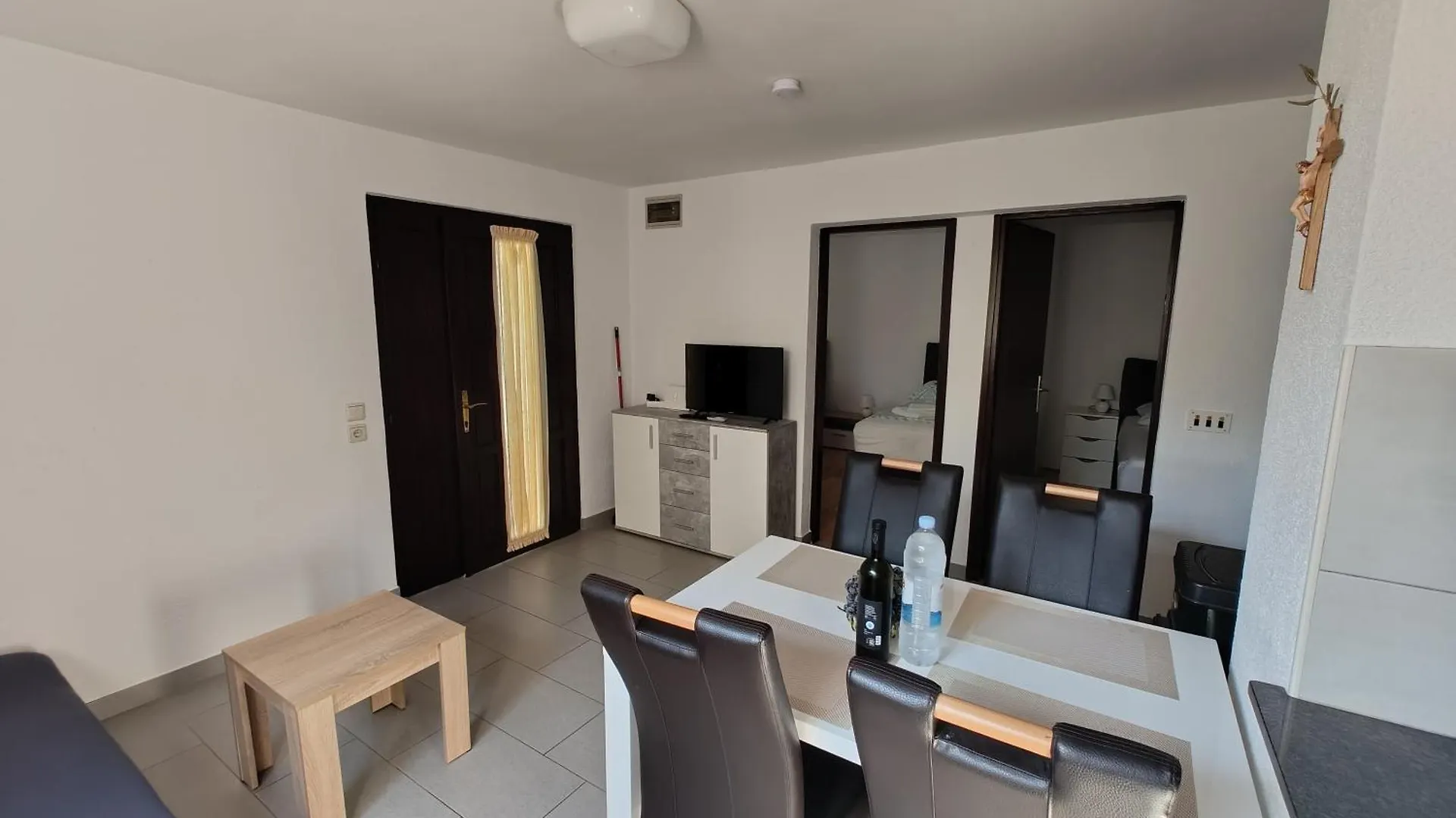 Apartmani Marica Vir Apartment